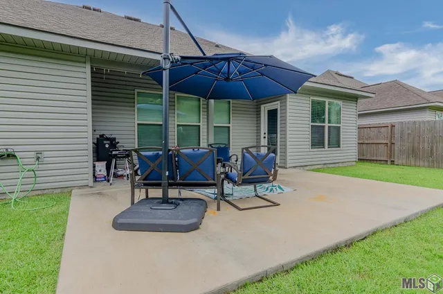 $262,000 | 28329 Natchez Trace, Denham Springs, LA 70726