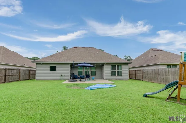 $262,000 | 28329 Natchez Trace, Denham Springs, LA 70726