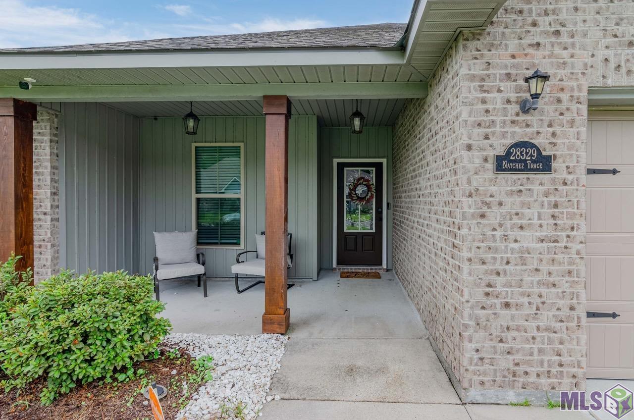28329 Natchez Trace Denham Springs, LA 70726 - Photo 3 of 19