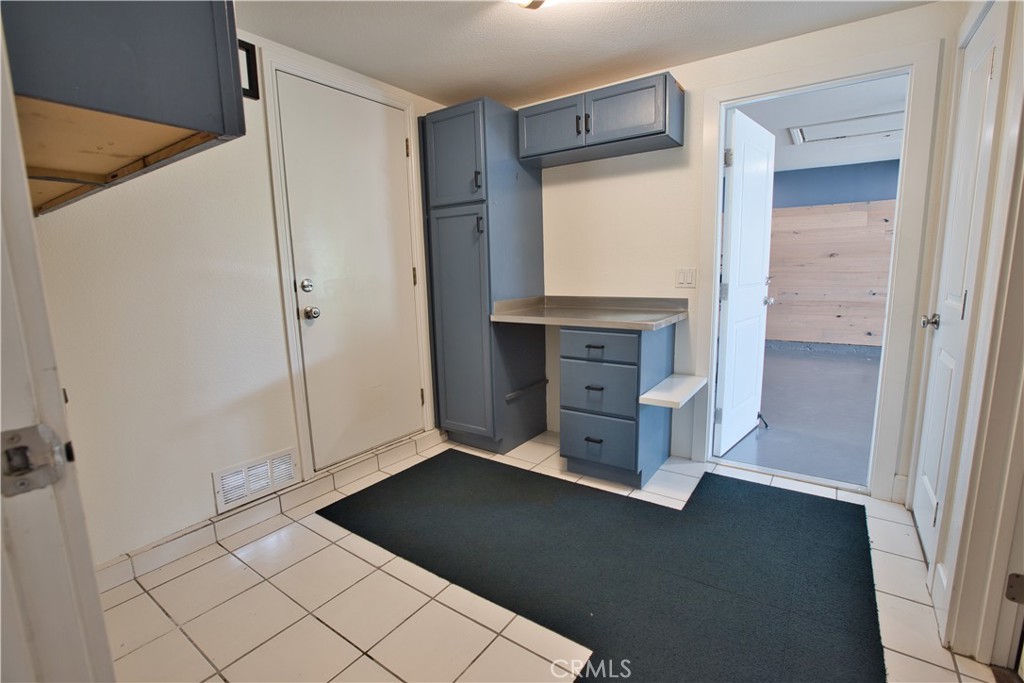 6091 Dundee Drive Huntington Beach, CA 92647 - Photo 32 of 55