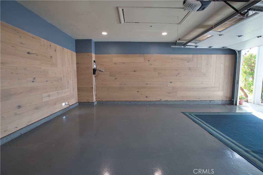 6091 Dundee Drive Huntington Beach, CA 92647 - Photo 37 of 55 an empty room with windows