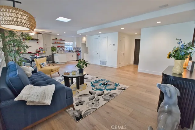 $1,339,000 | 6091 Dundee Drive, Huntington Beach, CA 92647