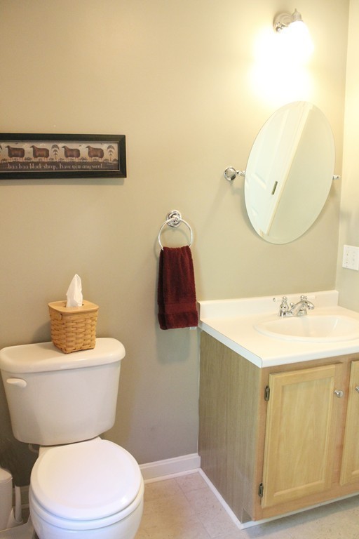 11 Longley Road, Unit D2 Shirley, MA 01464 - Photo 15 of 30