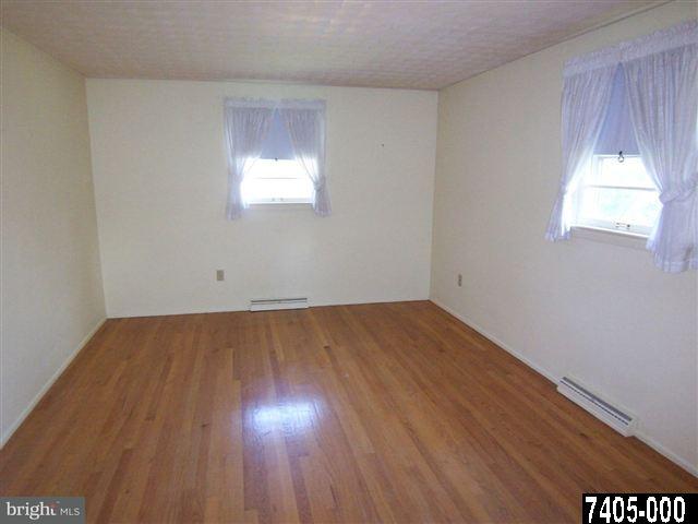 2041 Garnet Road York, PA 17403 - Photo 17 of 30 Gallery Image 17