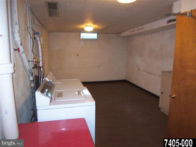 2041 Garnet Road York, PA 17403 - Photo 24 of 30 Gallery Image 24