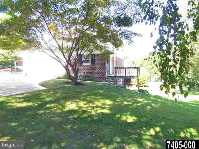 2041 Garnet Road York, PA 17403 - Photo 28 of 30 Gallery Image 28