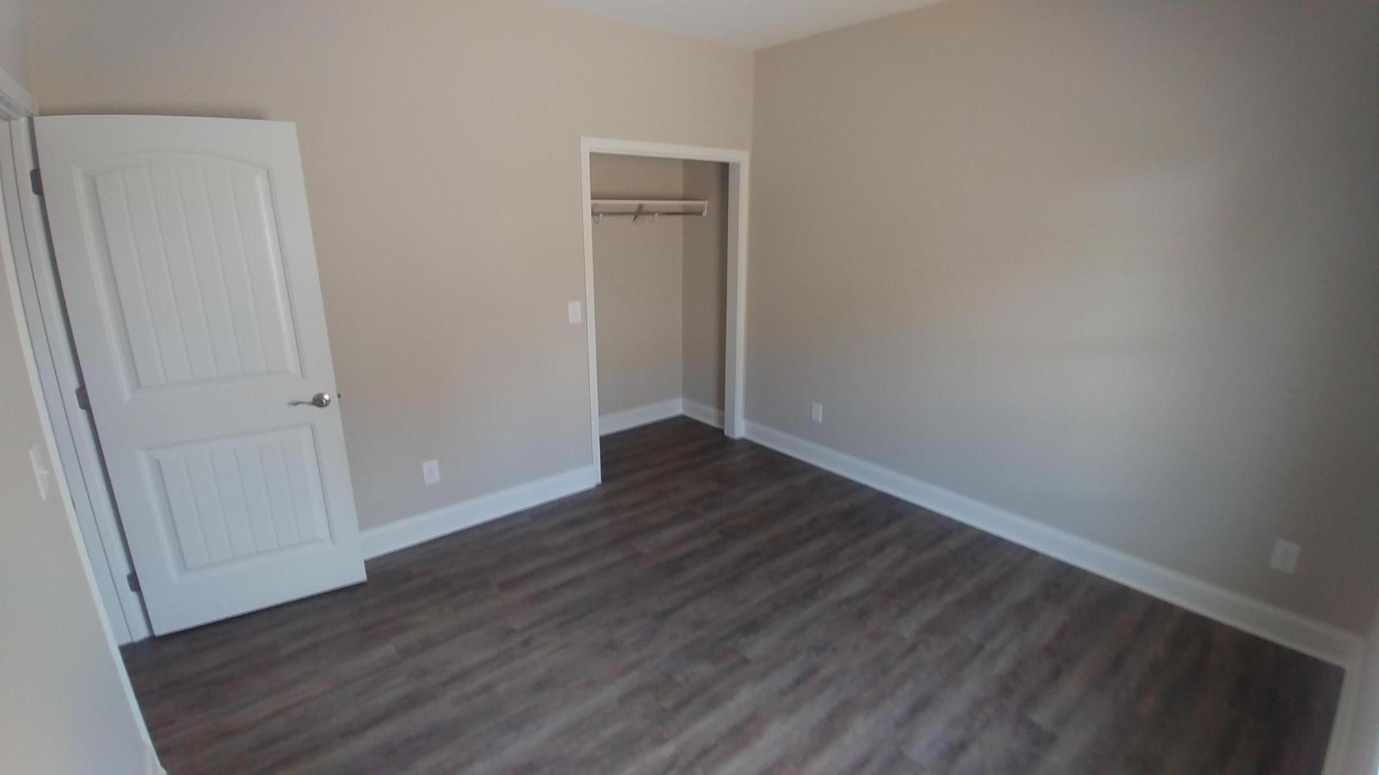 570 Suffolk Road Johnson City, TN 37615 - Photo 7 of 11 0909201445a