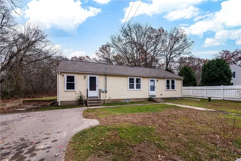 $395,000 | 917 Broad Rock Road, South Kingstown, RI 02879