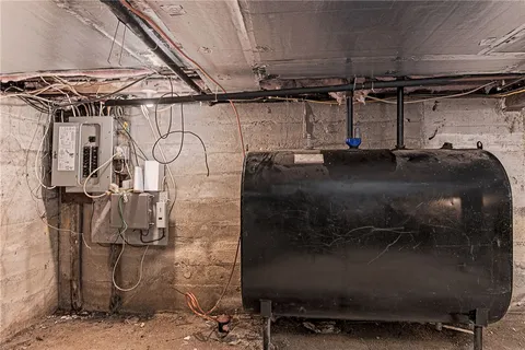 $395,000 | 917 Broad Rock Road, South Kingstown, RI 02879