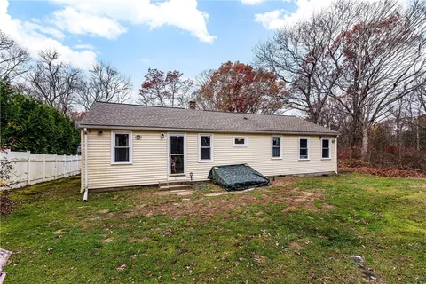 $395,000 | 917 Broad Rock Road, South Kingstown, RI 02879