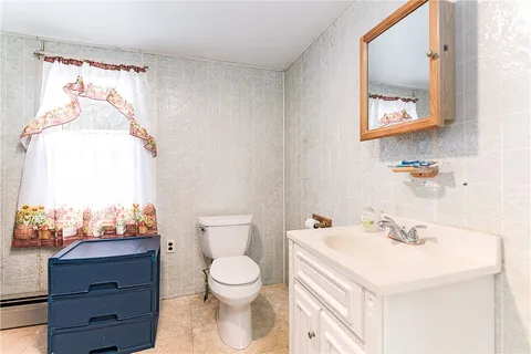 $395,000 | 917 Broad Rock Road, South Kingstown, RI 02879