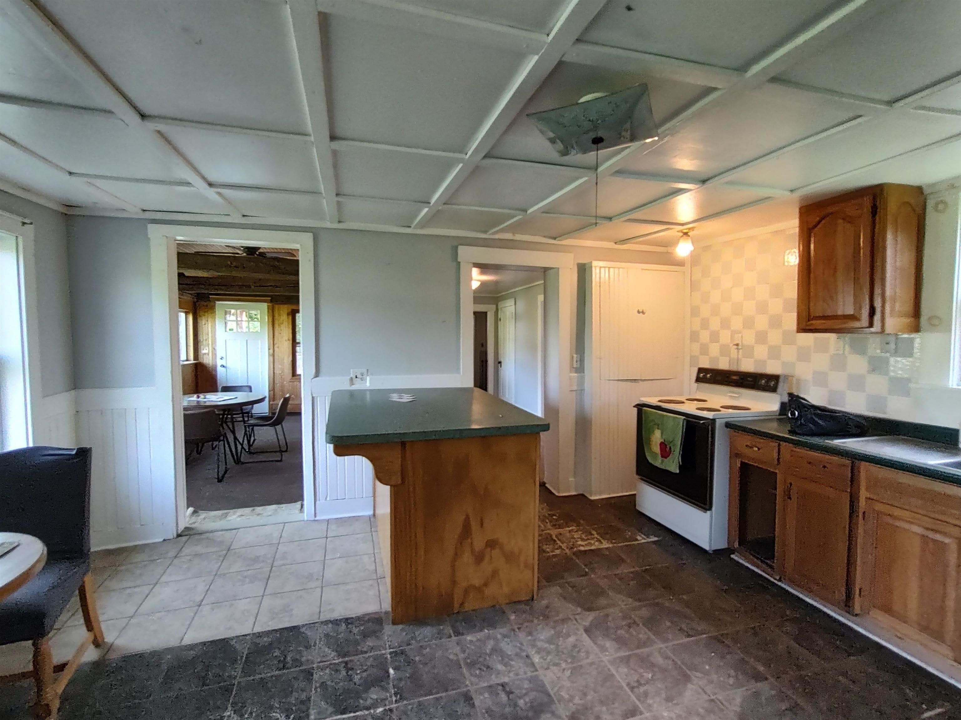 1519 Whittier Hill Road Cabot, VT 05647 - Photo 4 of 25