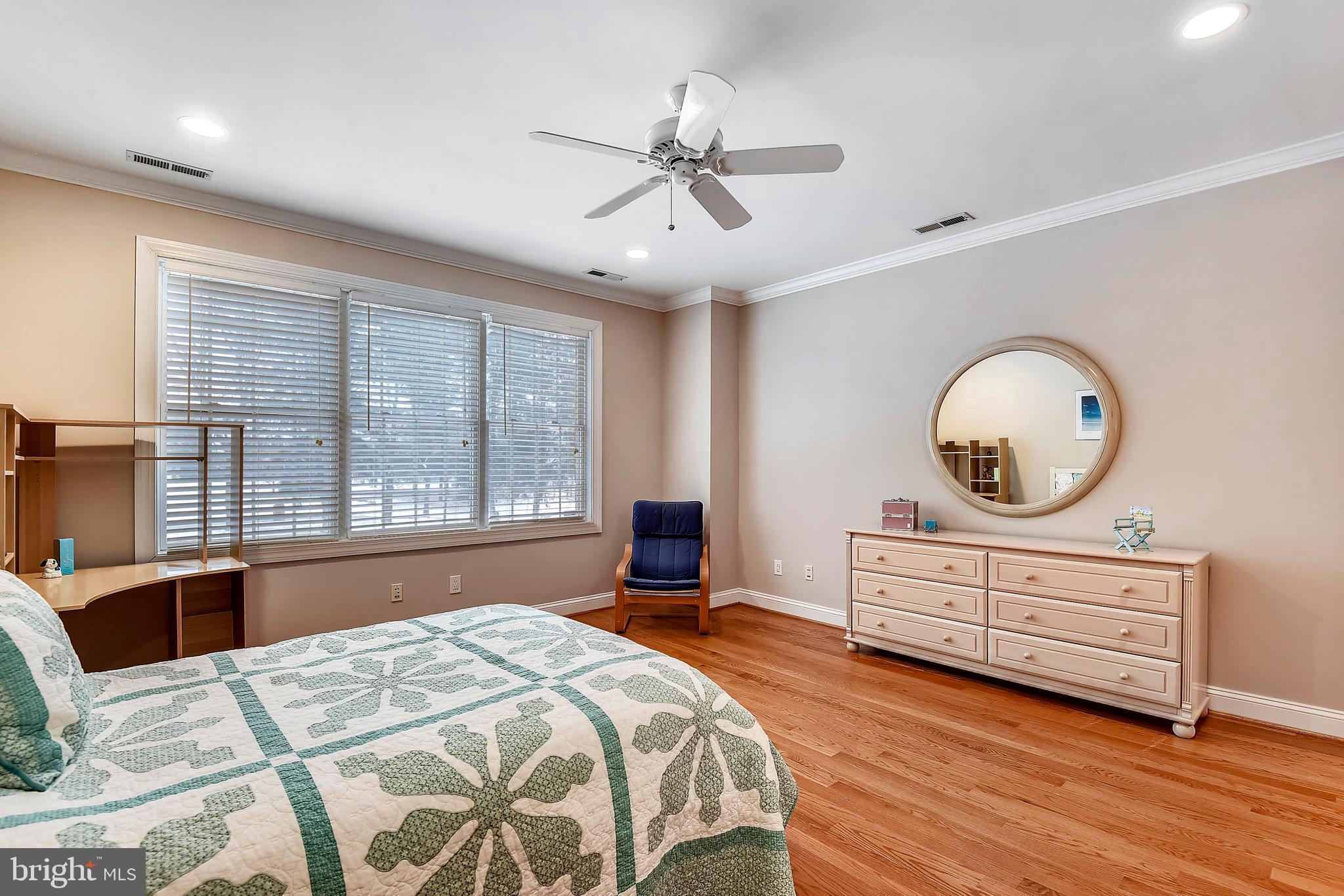 13610 Query Mill Road North Potomac, MD 20878 - Photo 29 of 60 Bedroom with En Suite Bathroom