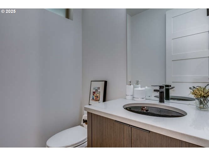 14 Northwest Hood Street Camas, WA 98607 - Photo 19 of 36 a bathroom with a sink and a toilet