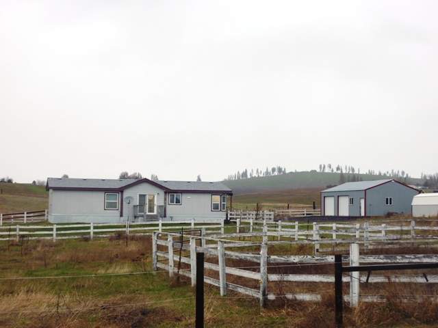 212 West Stutler Road Spokane, WA 99224 - Photo 2 of 9