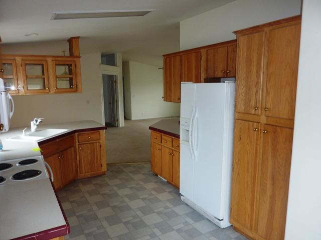 212 West Stutler Road Spokane, WA 99224 - Photo 5 of 9