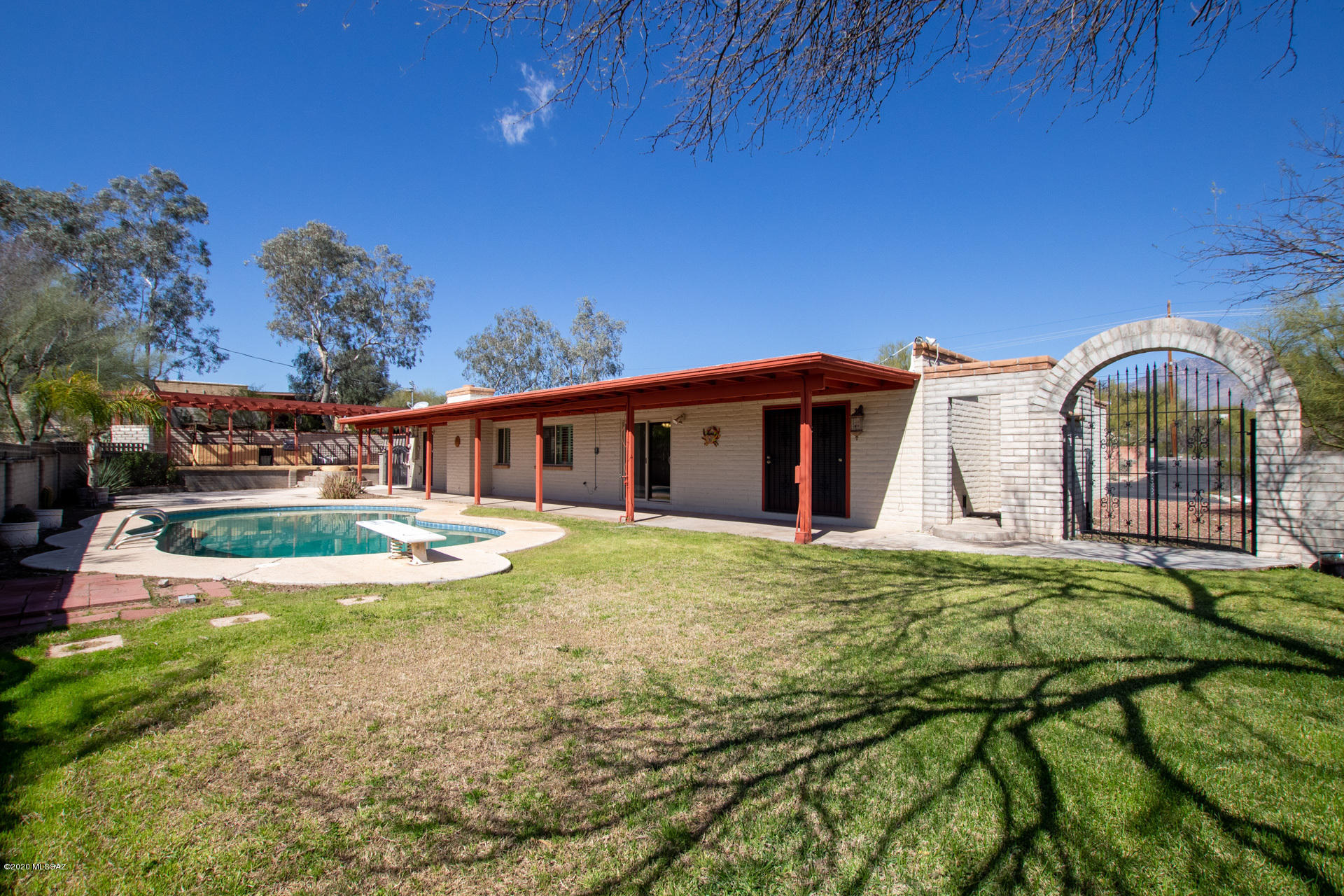6850 East River Road Tucson, AZ 85750 - Photo 1 of 25 Backyard