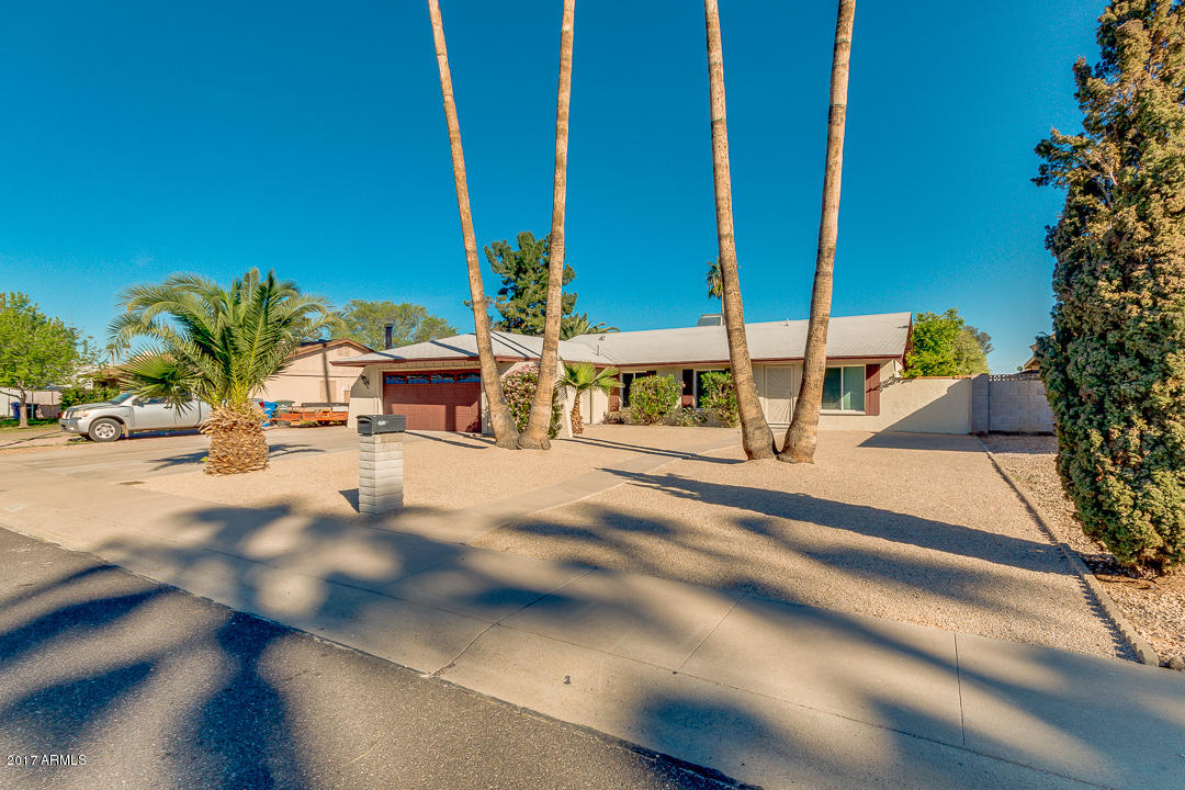 3714 West Calavar Road Phoenix, AZ 85053 - Photo 1 of 26 02-Calavar