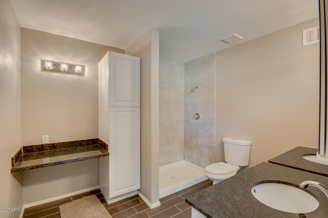 3714 West Calavar Road Phoenix, AZ 85053 - Photo 15 of 26 23-Calavar