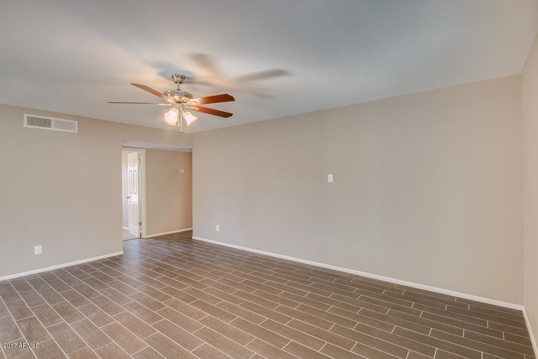 3714 West Calavar Road Phoenix, AZ 85053 - Photo 10 of 26 16-Calavar