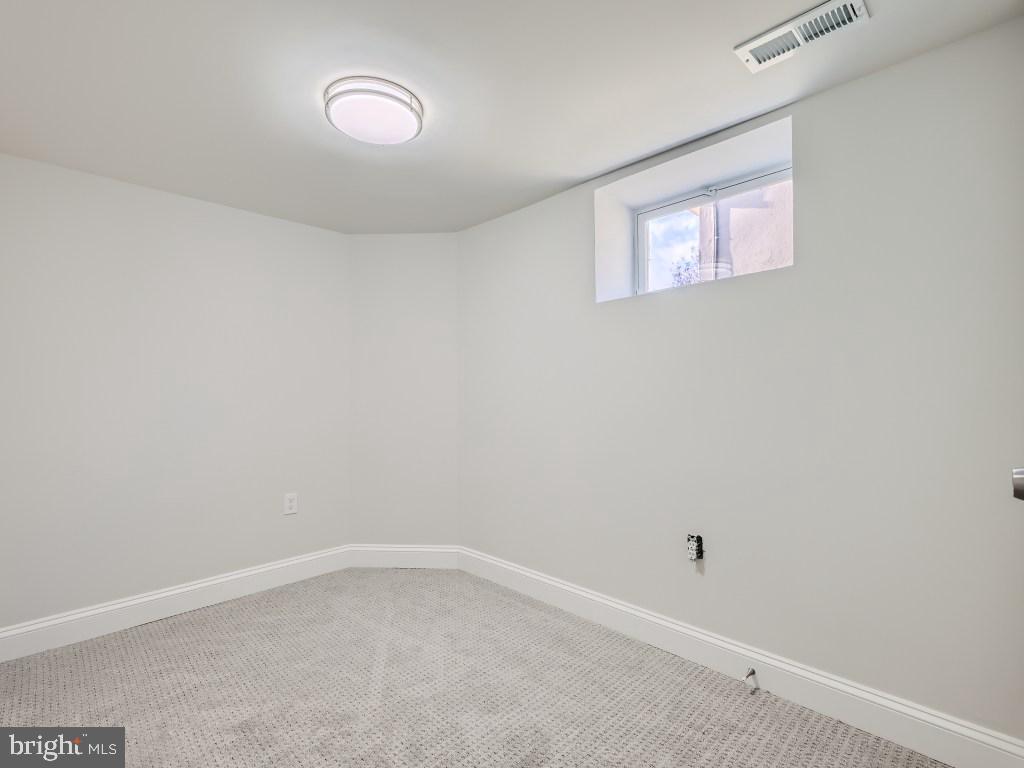 4112 Klausmier Road Nottingham, MD 21236 - Photo 23 of 28