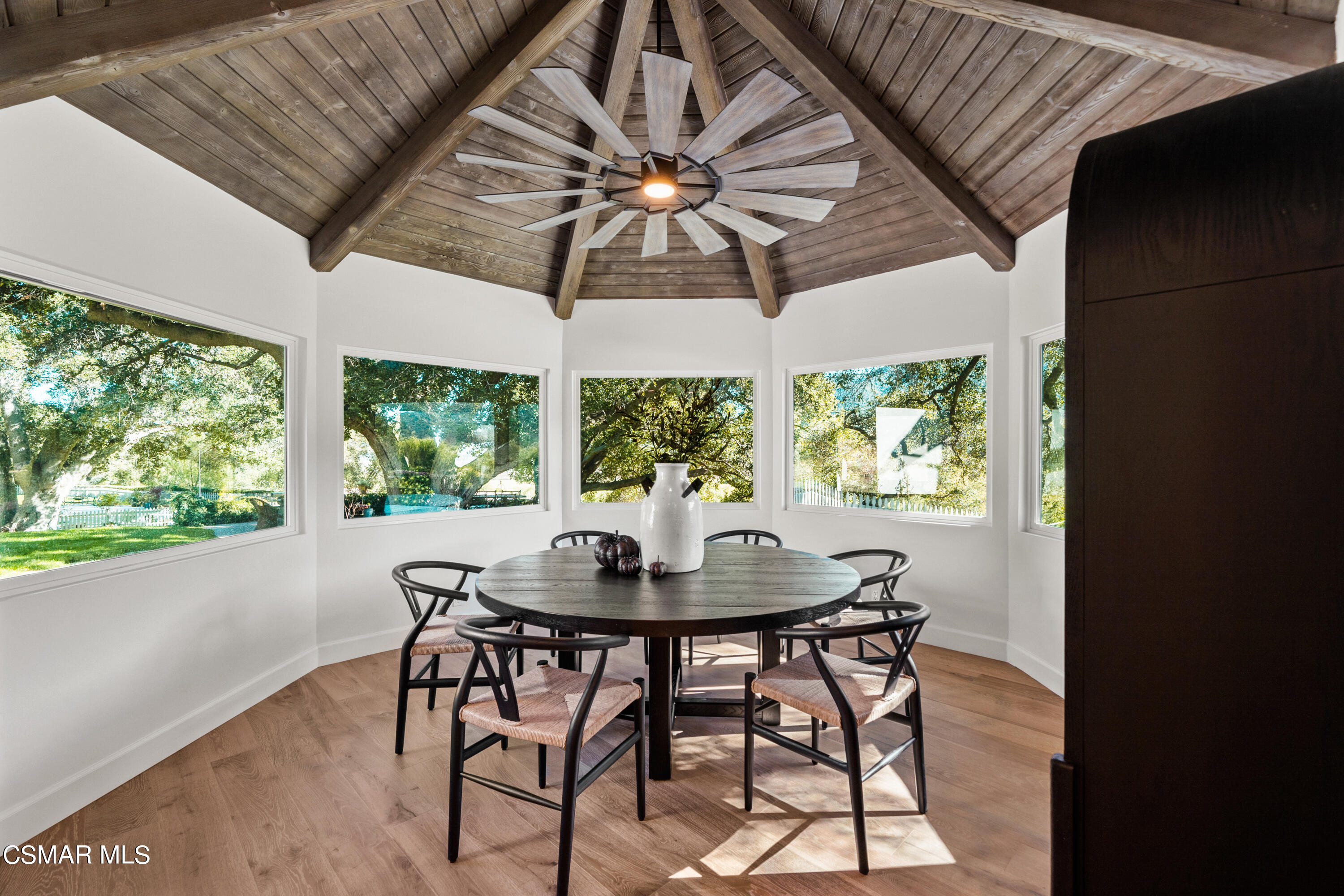 1515 Hidden Valley Road Thousand Oaks, CA 91361 - Photo 25 of 56 Still-91