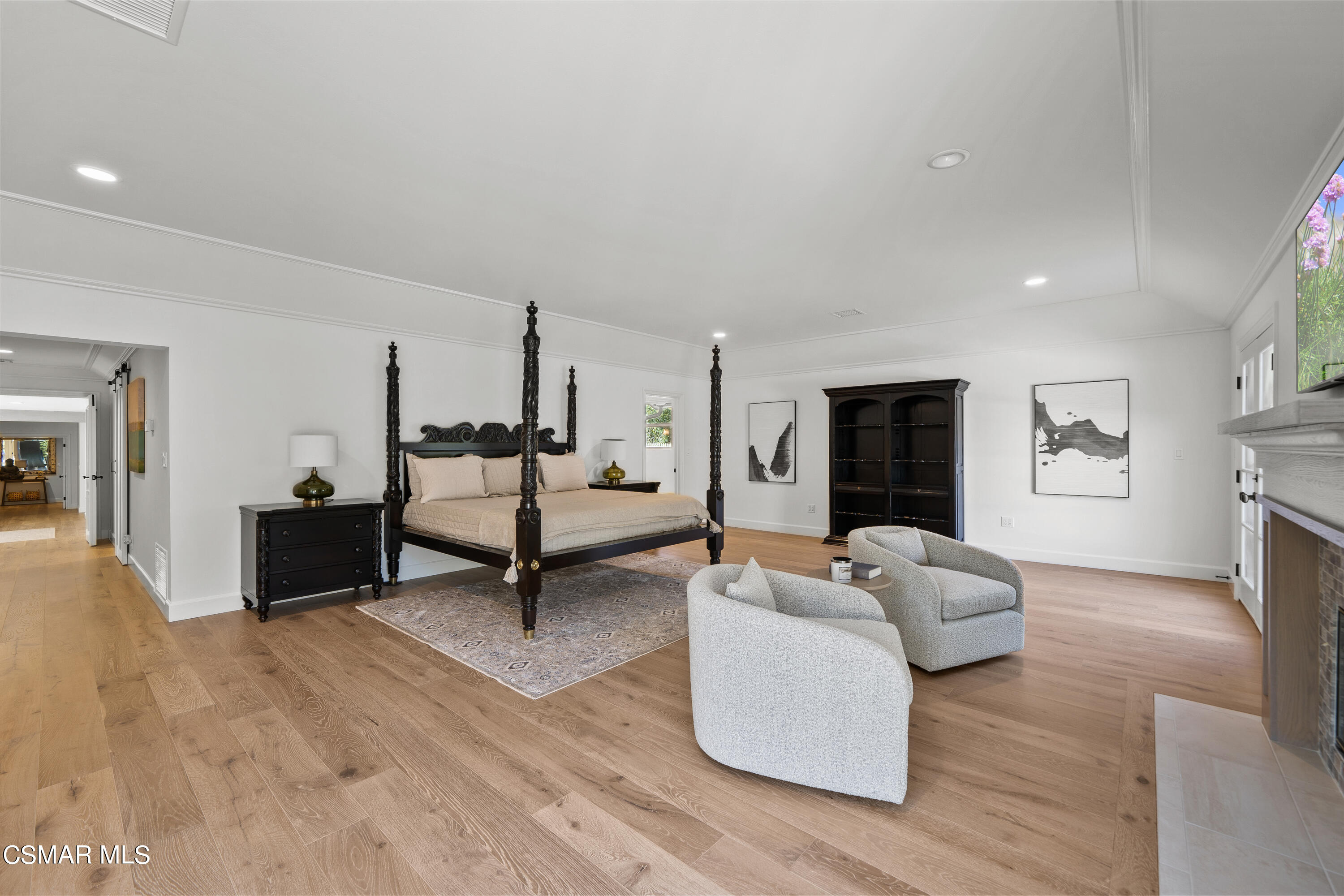 1515 Hidden Valley Road Thousand Oaks, CA 91361 - Photo 35 of 56 a living room with furniture and a wooden floor