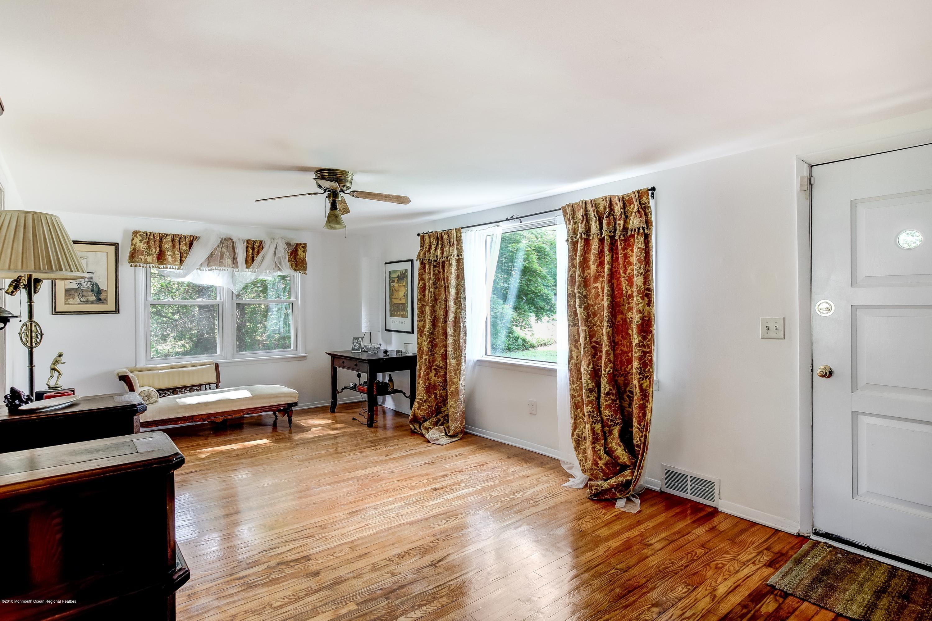 101 Bennetts Mills Road Jackson, NJ 08527 - Photo 4 of 25 004_49506792