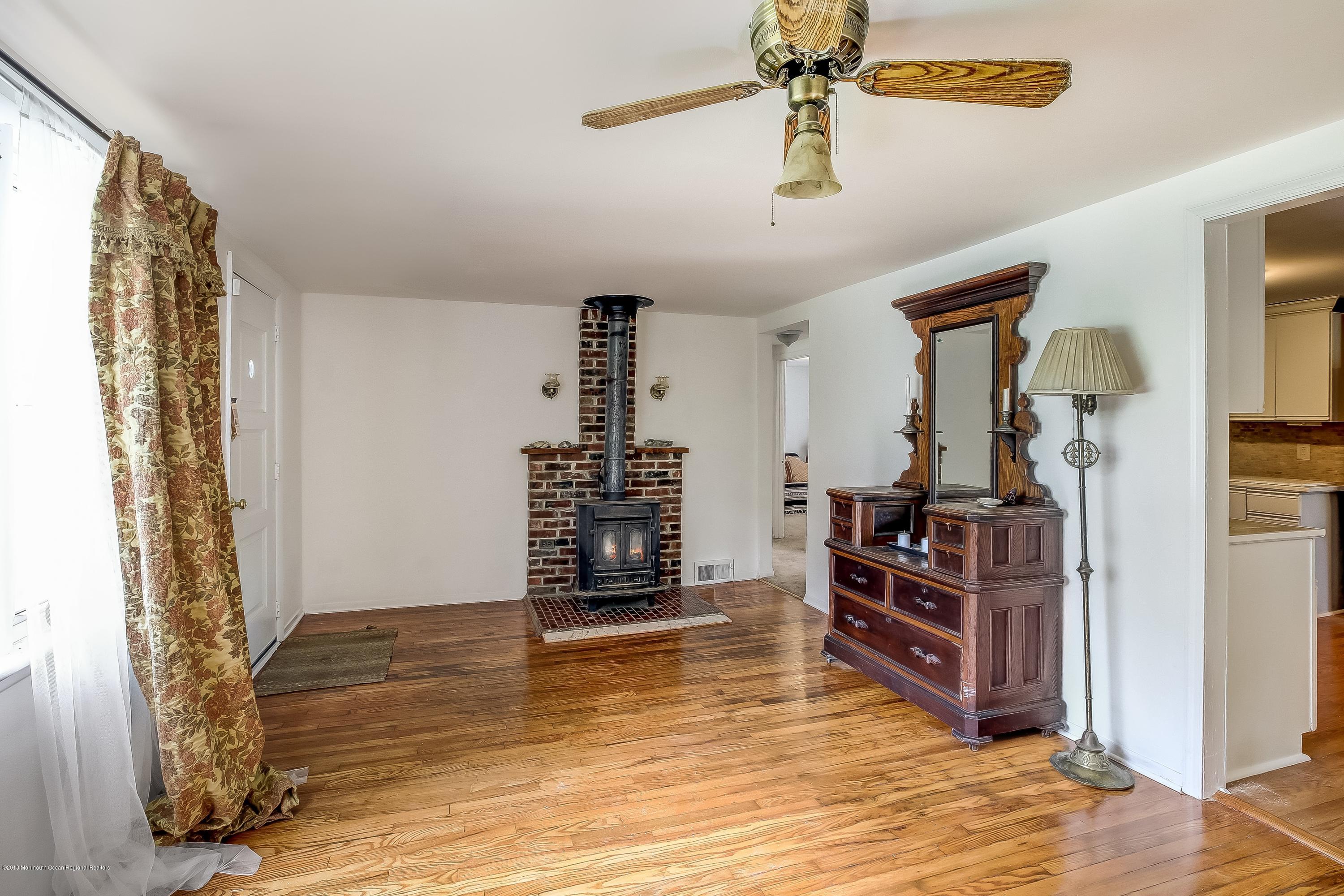 101 Bennetts Mills Road Jackson, NJ 08527 - Photo 8 of 25 008_49506791