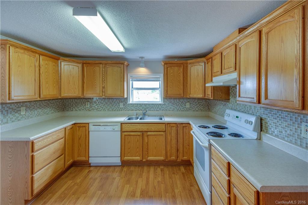 3693 Mack Ballard Road Maiden, NC 28650 - Photo 3 of 23