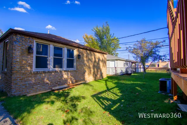 $2,750 | 6444 North Oketo Avenue, Unit 1, Chicago, IL 60631