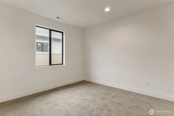 $511,200 | 557 South Perry Avenue, East Wenatchee, WA 98802