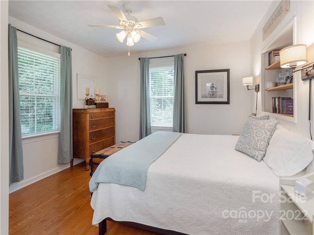 305 Balsam Road Hendersonville, NC 28792 - Photo 26 of 48 Gallery Image 26