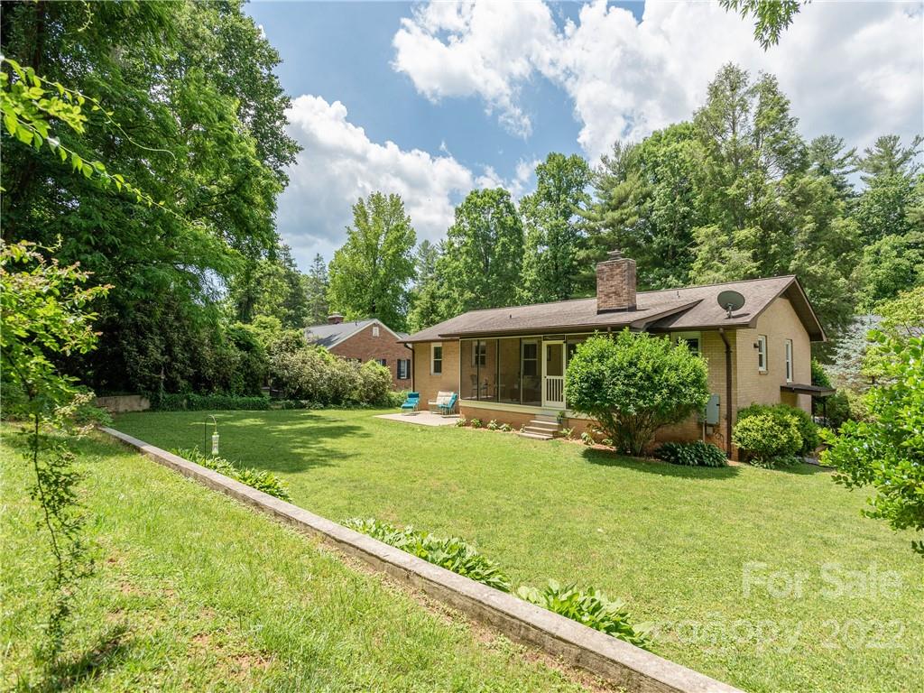 305 Balsam Road Hendersonville, NC 28792 - Photo 45 of 48 Gallery Image 45