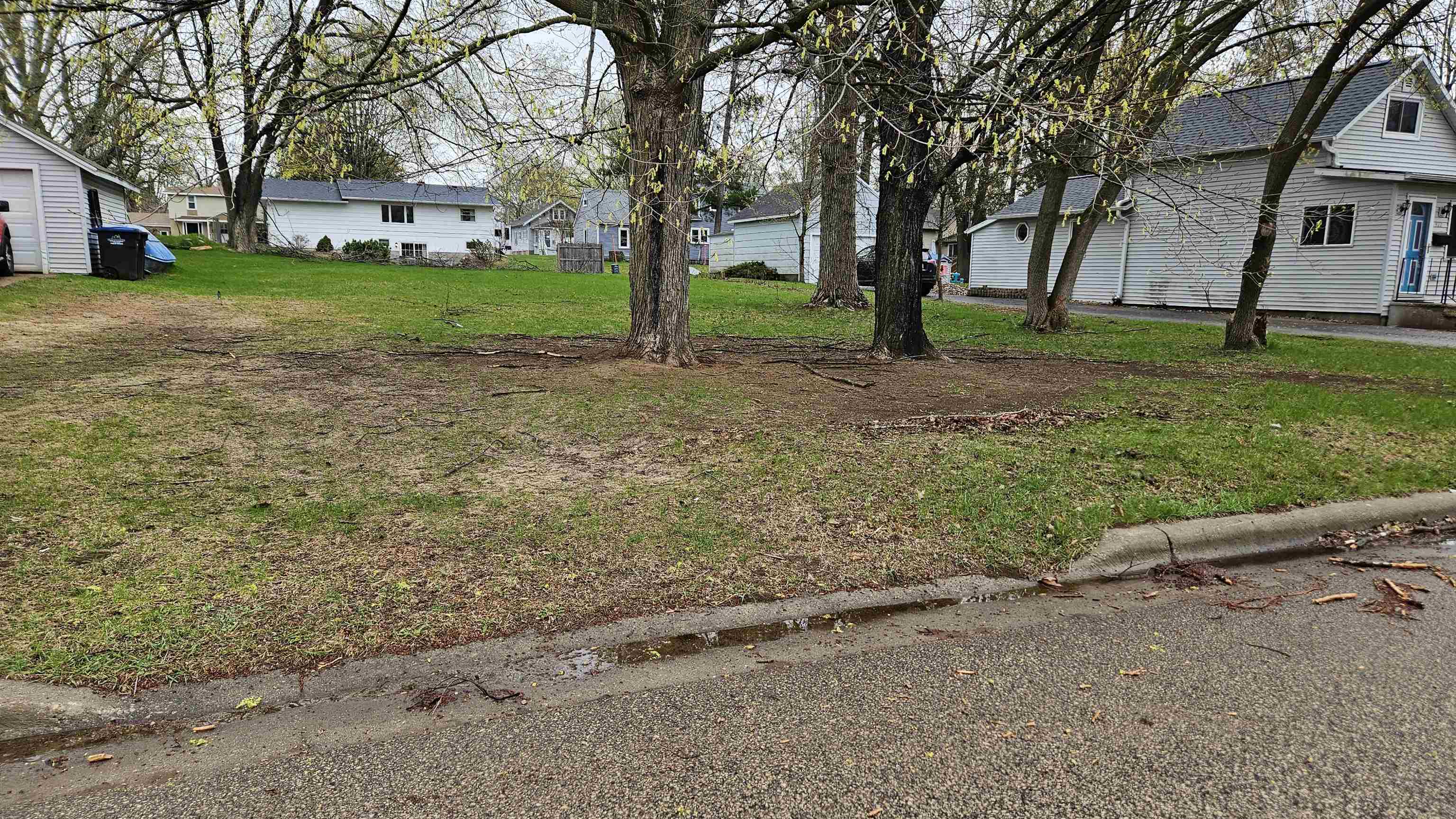 Weed Street, Unit 5 Shawano, WI 54166 - Photo 2 of 7