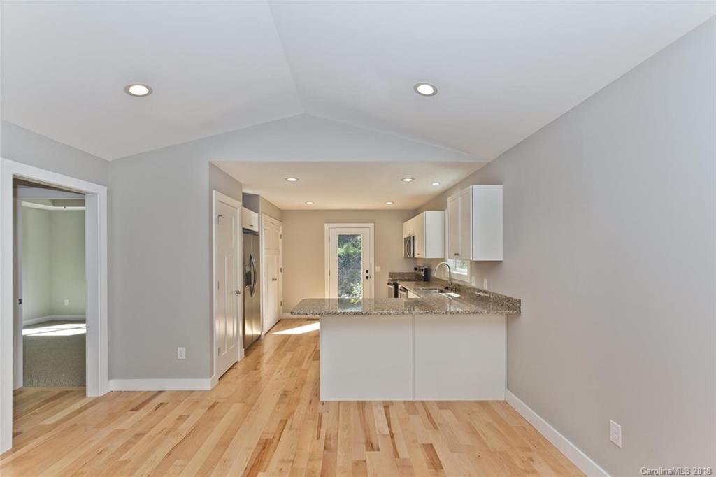 613 Reed Street, Unit 2 Asheville, NC 28803 - Photo 5 of 17 Gallery Image 5