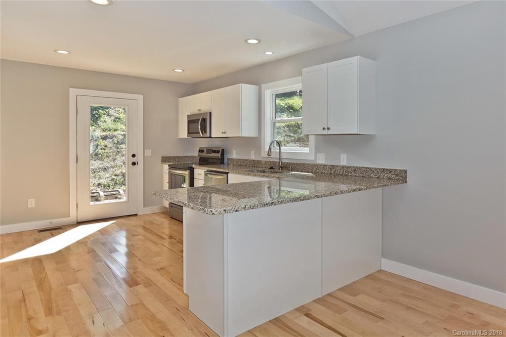 613 Reed Street, Unit 2 Asheville, NC 28803 - Photo 6 of 17 Gallery Image 6