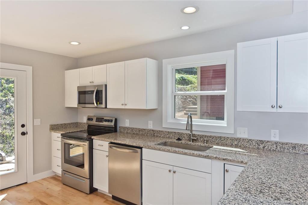 613 Reed Street, Unit 2 Asheville, NC 28803 - Photo 7 of 17 Gallery Image 7