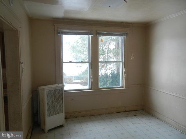 5726 Clover Road Baltimore, MD 21215 - Photo 8 of 19 Dining Room