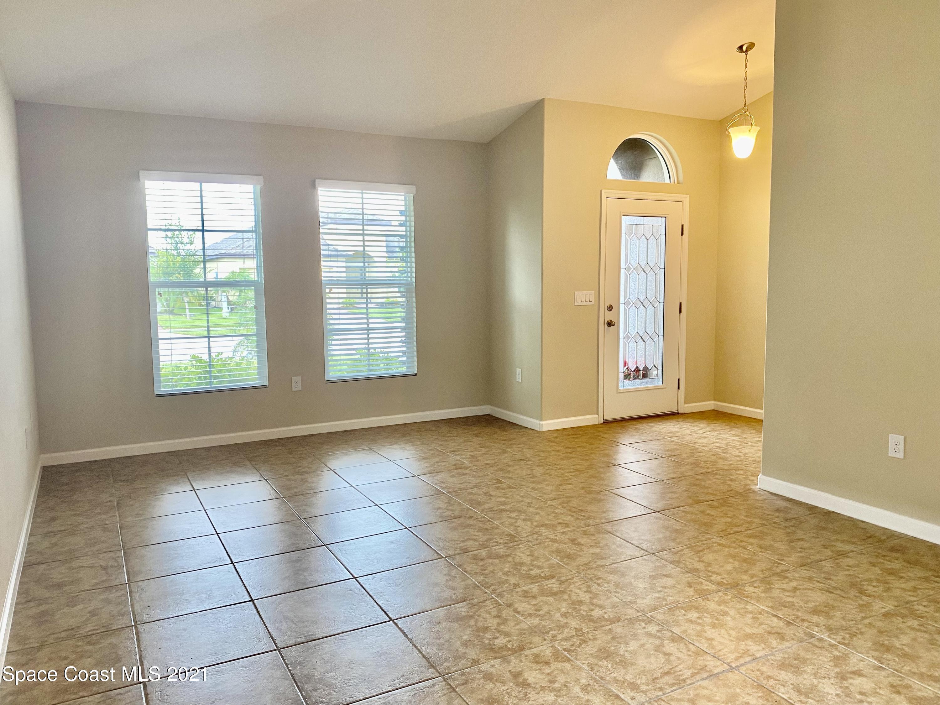 760 Fiddleleaf Circle Melbourne, FL 32904 - Photo 7 of 37 IMG_E8485