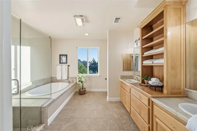 $1,069,000 | 155 Fairview Lane, Paso Robles, CA 93446