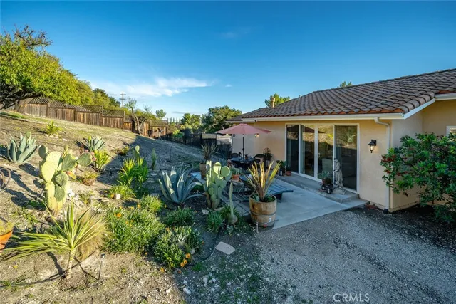 $1,069,000 | 155 Fairview Lane, Paso Robles, CA 93446