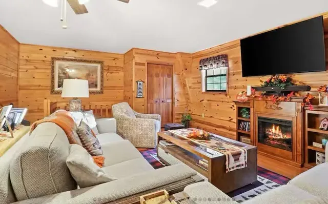 $2,000 | 18 Wolf Den Valley Road, Mineral Bluff, GA 30559