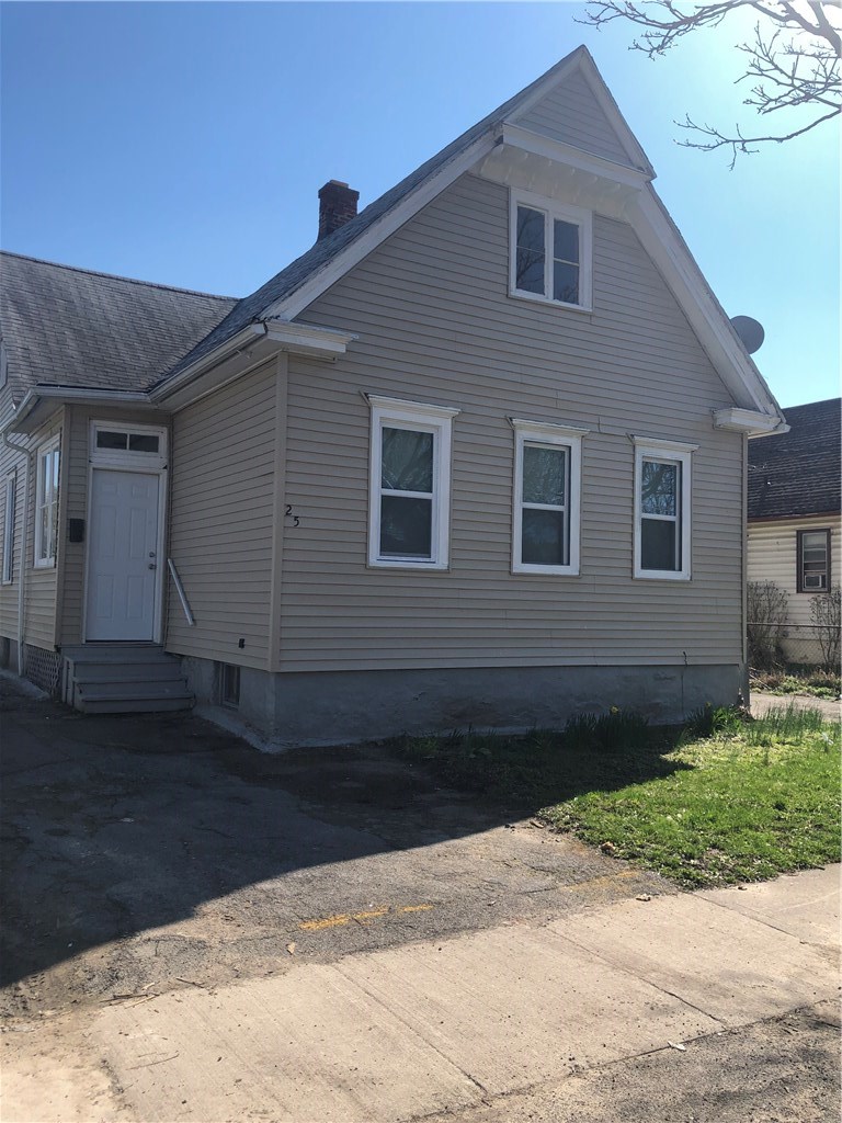 25 Sobieski Street Rochester, NY 14621 - Photo 1 of 1