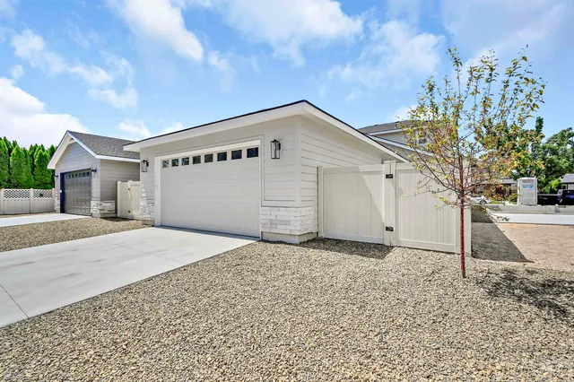 $529,900 | 7652 North Ferris Avenue, Boise, ID 83714