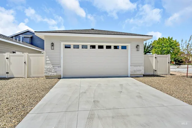 $529,900 | 7652 North Ferris Avenue, Boise, ID 83714