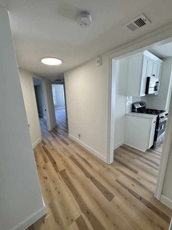 605 Millbury Street Worcester, MA 01607 - Photo 18 of 33