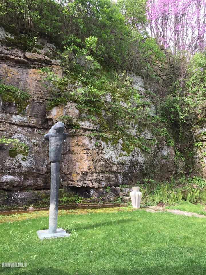418 Spring Street Galena, IL 61036 - Photo 9 of 36 Gallery Image 9