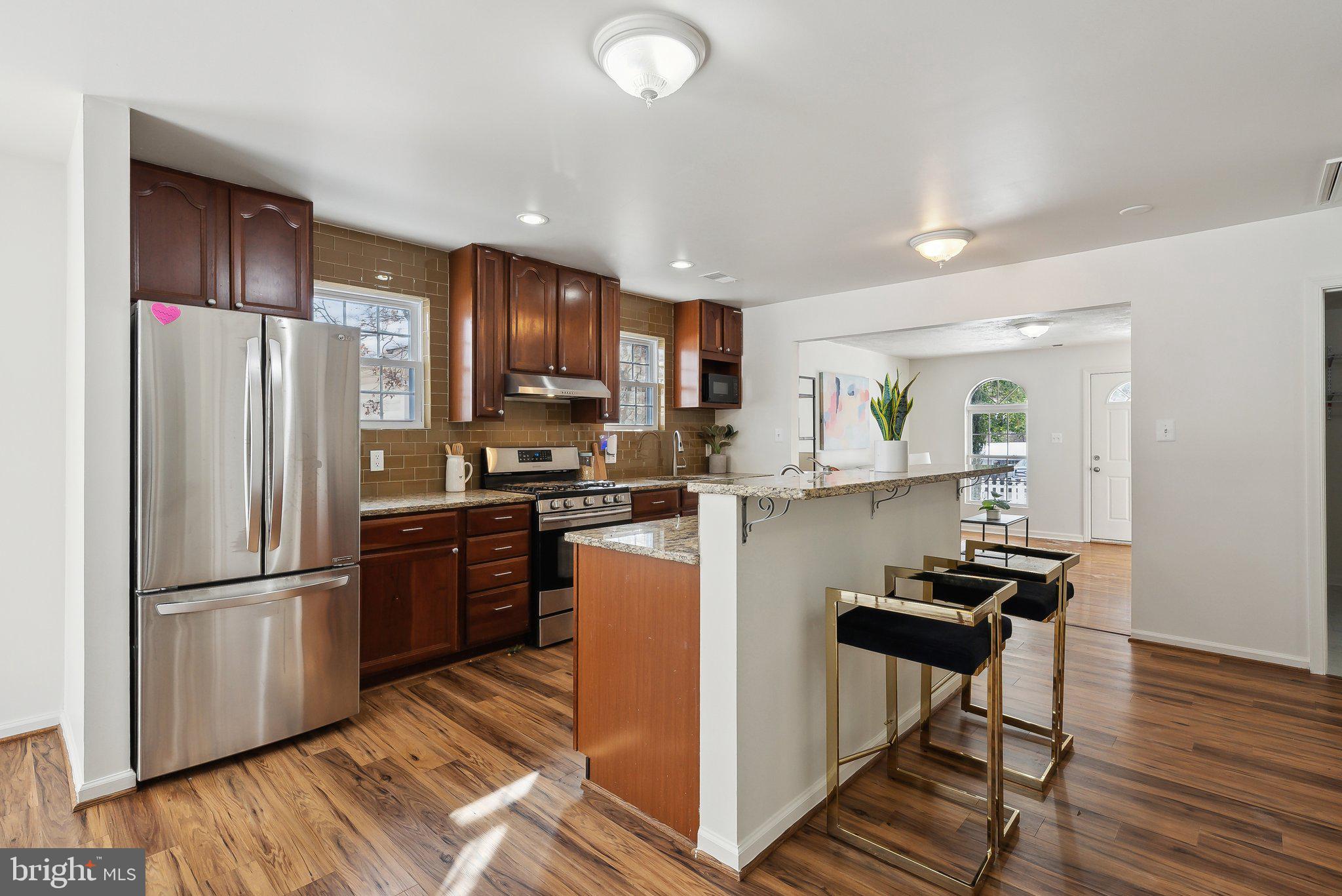 3905 Decatur Avenue Kensington, MD 20895 - Photo 6 of 25 Gallery Image 6