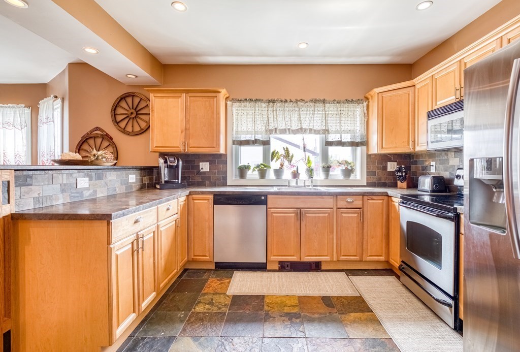 53-55 Clark Road Revere, MA 02151 - Photo 8 of 36 Gallery Image 8